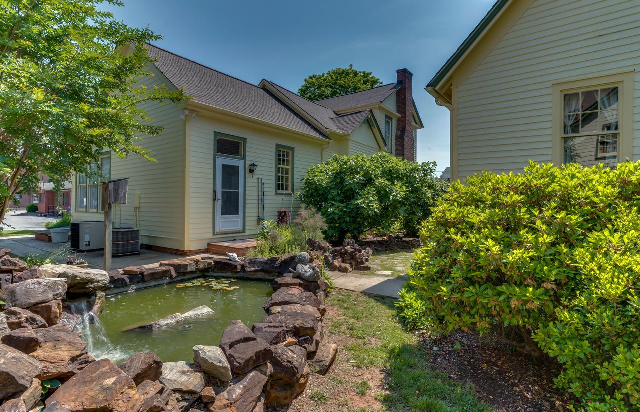 Carrier Houses Bed & Breakfast Rutherfordton Εξωτερικό φωτογραφία